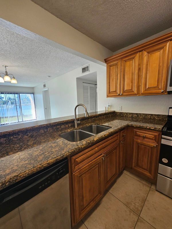 Building Photo - 1760 Windorah Way