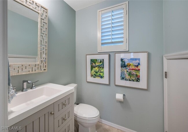 Building Photo - 425 2nd Ave S