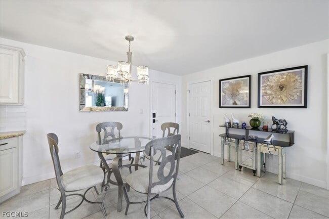 Building Photo - 1511 Estero Blvd