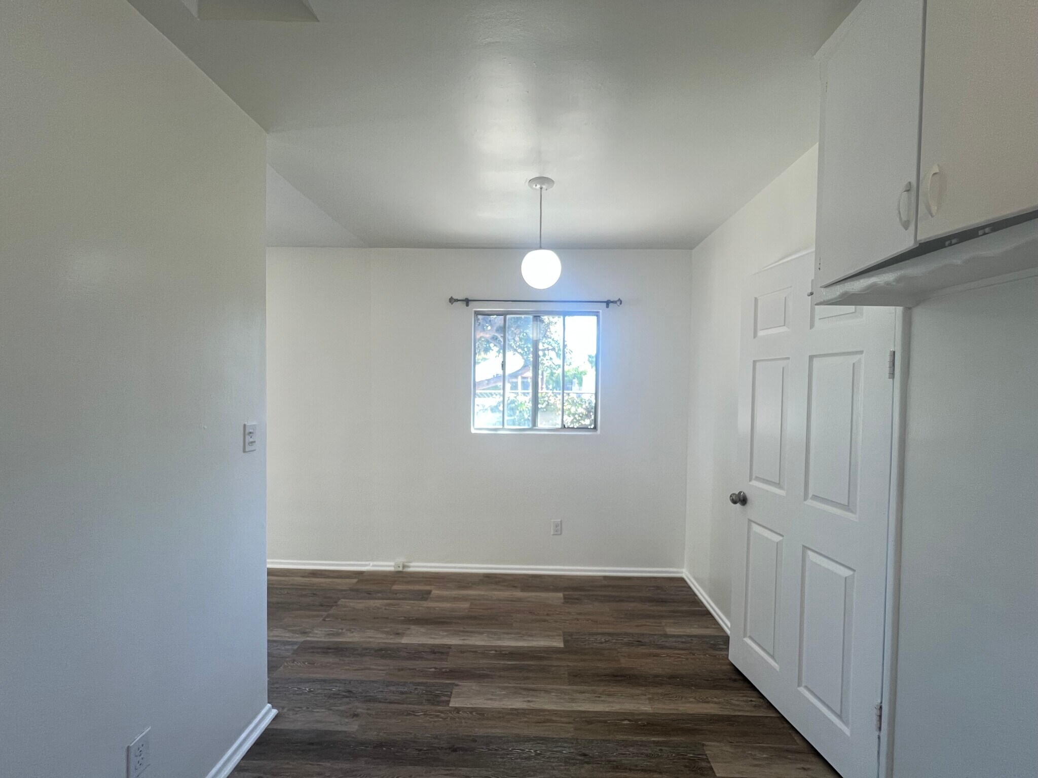 Building Photo - 10743 Califa St