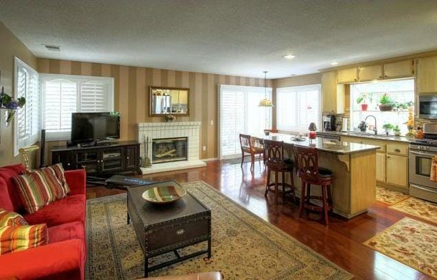 Building Photo - 1046 Southern Hills Dr