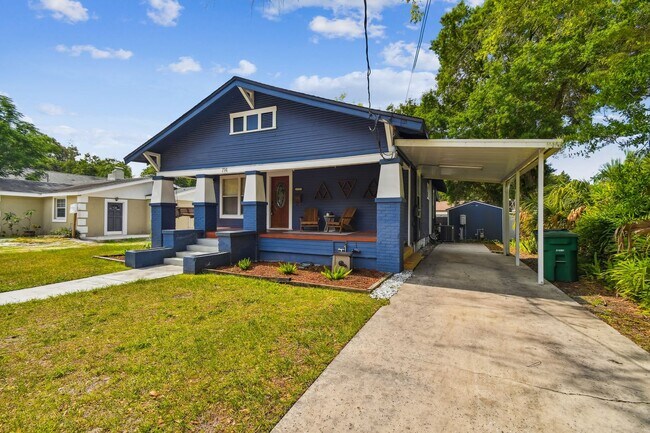 Building Photo - Riverside Heights Historic Bungalow!