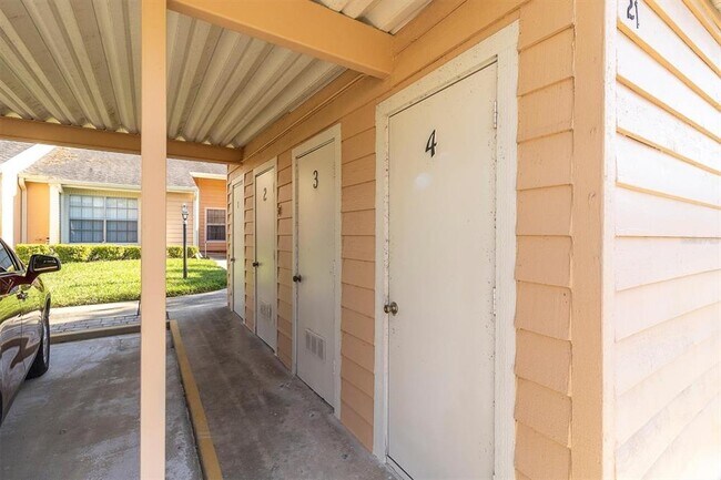 Building Photo - 4814 Grist Mill Cir