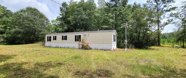 Primary Photo - 2 Bedroom / 2 Bathroom Single Wide Callahan Mobile Home