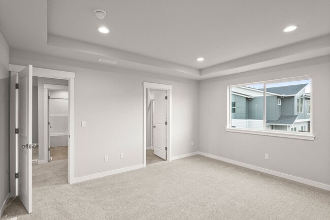 Building Photo - Corner Lot 3 Bedroom Home in Happy Valley