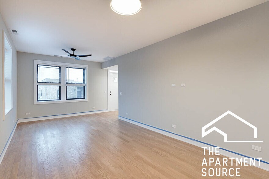 Building Photo - 4409 N Seeley Ave