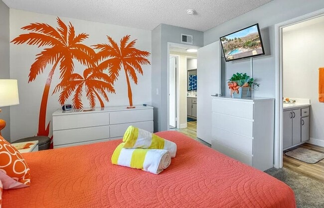 Building Photo - Sandstone Villas, Canyon Corridor,Seasonal Furnished