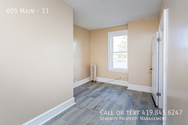 Building Photo - Charming One Bedroom Apartment - Apply Today!