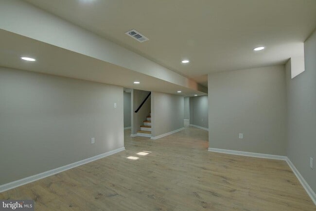 Building Photo - 106 North St NE