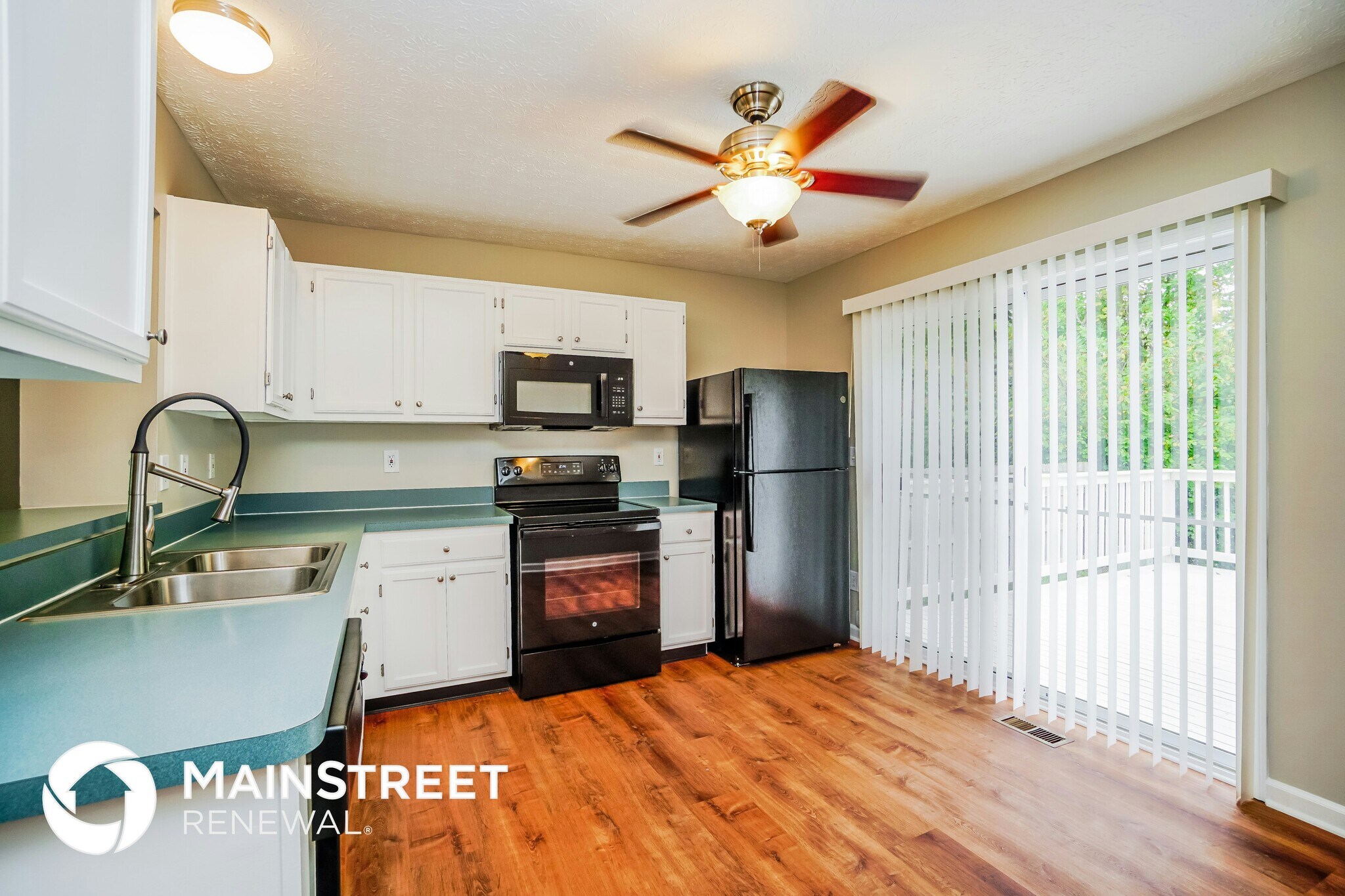 Building Photo - 2124 Maribeth Pl