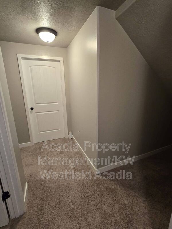 Building Photo - 15179 S Cantle Dr