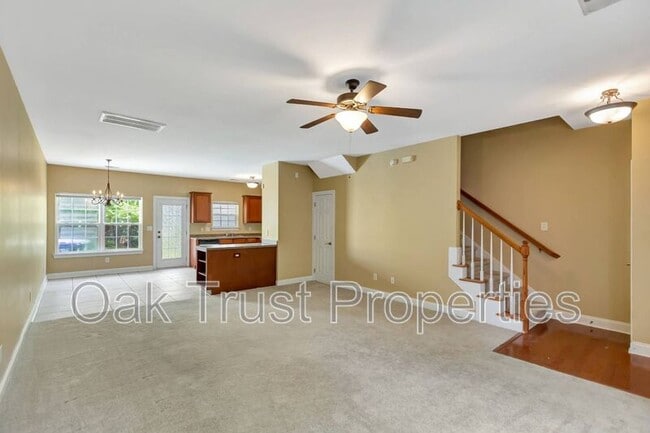 Building Photo - 126 Tuscany Ct