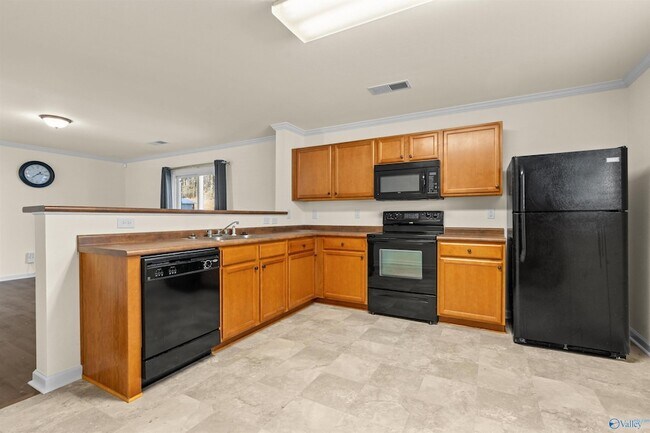 Building Photo - 313 Mertle Dr