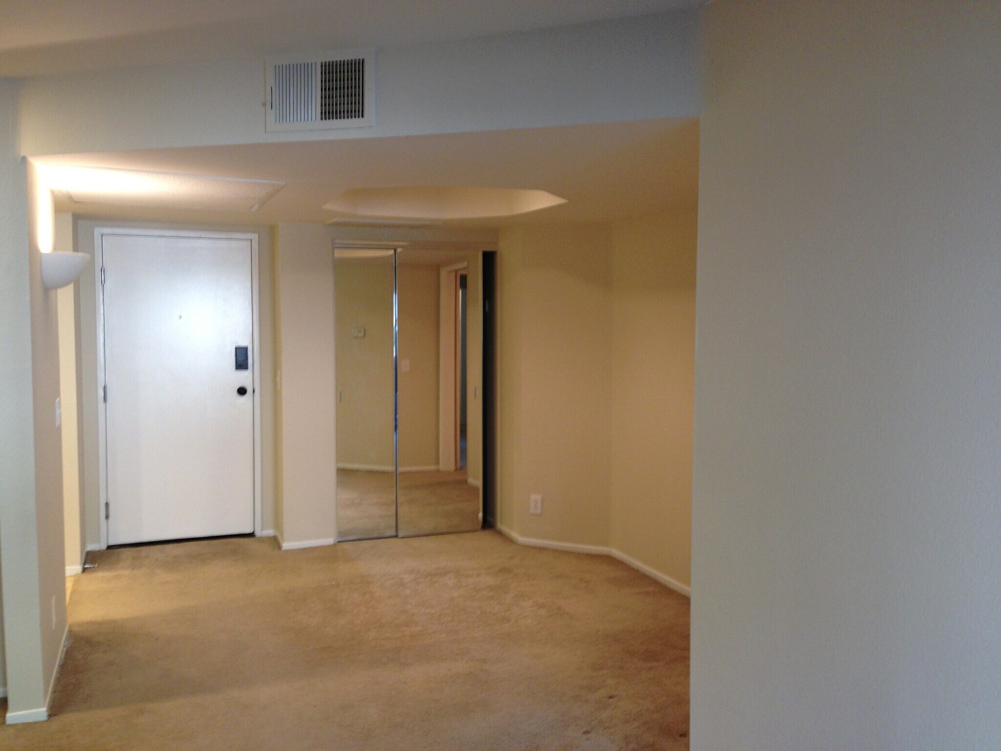 Building Photo - 20253 Keswick St
