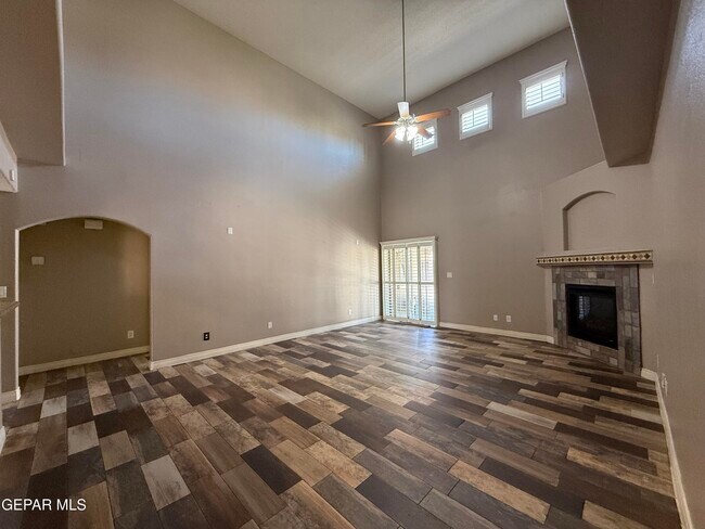 Building Photo - 12709 Tierra Lily Ct