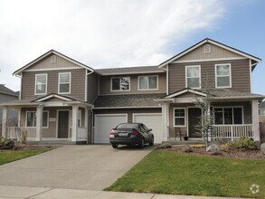 Building Photo - Wonderful 3 Bedroom 2 1/2 Bath Townhouse!!