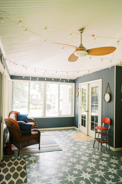 3 Seasons Porch - 2301 Jessup Cir