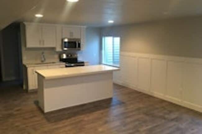 Building Photo - 31 S Serrata Ln