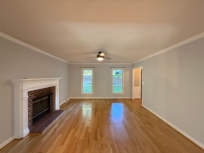 Building Photo - 6714 Amberley Ln