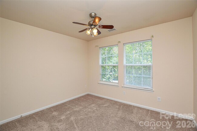 Building Photo - 1008 Millbank Dr