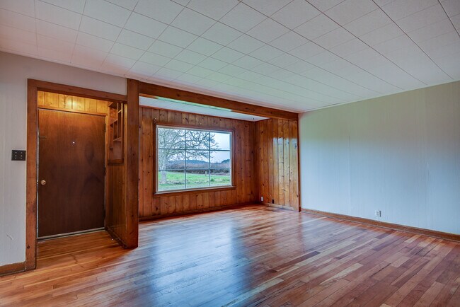 Building Photo - 3 Bedroom Rambler in Coupeville