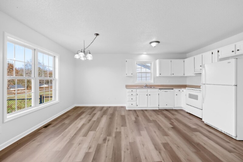 Building Photo - 304 Walkers Ridge Dr