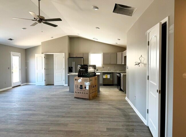 Building Photo - 207 Jared Parker Wy