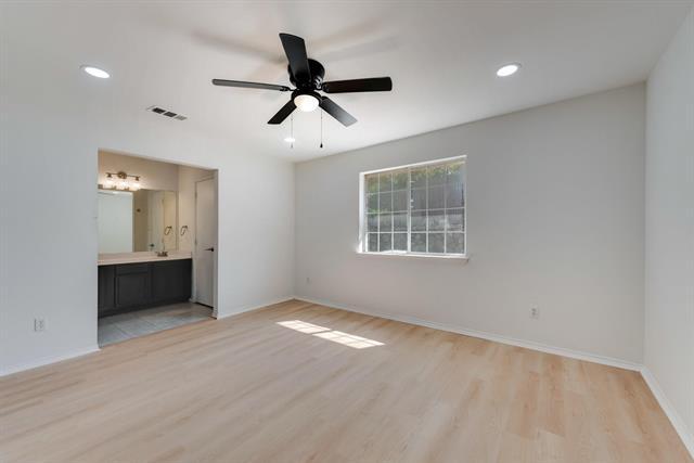 Building Photo - 2531 Las Villas Ave