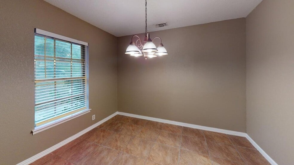Building Photo - 3607 Rock Creek Run
