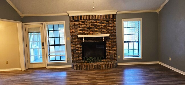 Building Photo - 6213 W Oxbow Loop