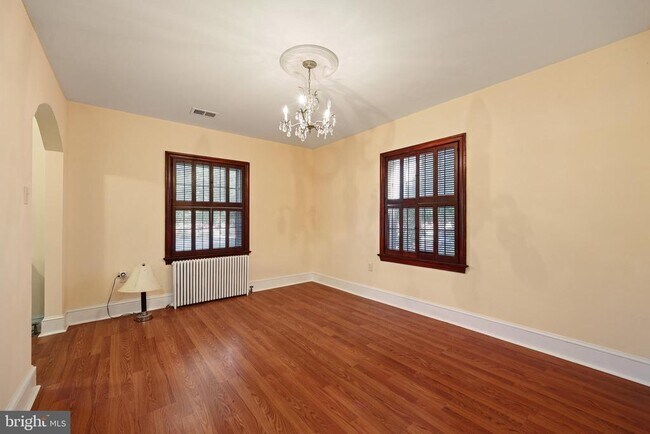 Building Photo - 13206 Occoquan Rd