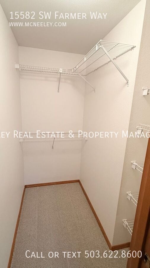 Building Photo - 15582 SW Farmer Way