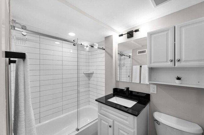 Building Photo - 1017 Euclid St NW