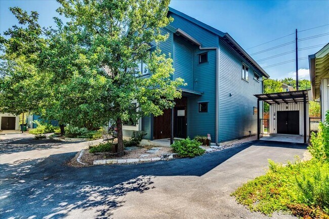 Building Photo - 3505 Villa Ct