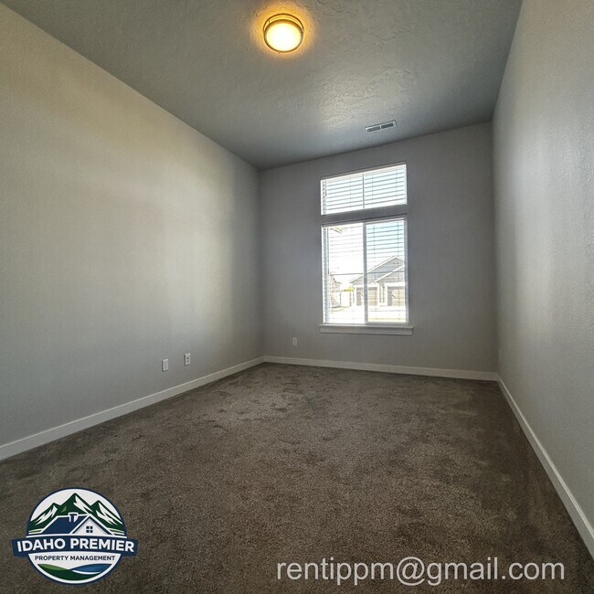 Building Photo - 1340 W Brink St