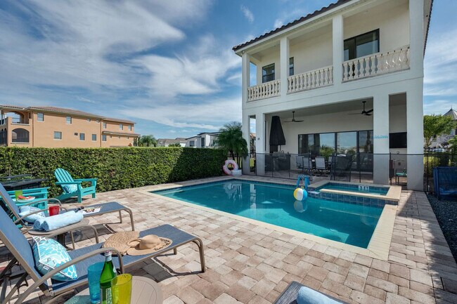 Building Photo - 834 Golden Bear Dr