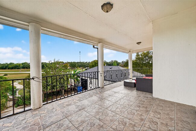 Building Photo - 13819 Lakeview Meadow Dr