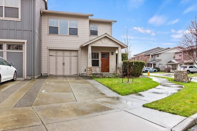 Building Photo - 3126 Alameda St