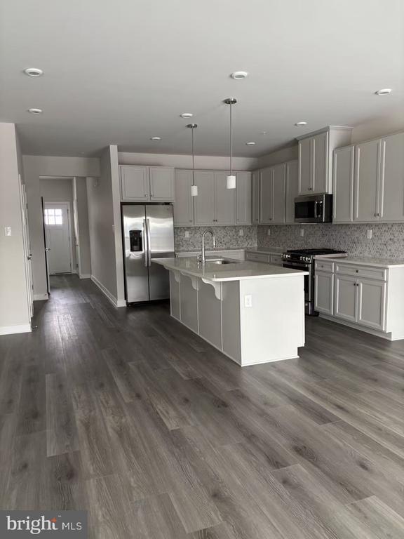 Building Photo - 2652 Tisbury Ln