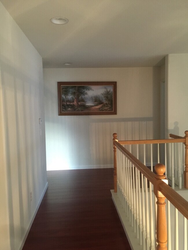 Building Photo - 2340 Pacifica Ct