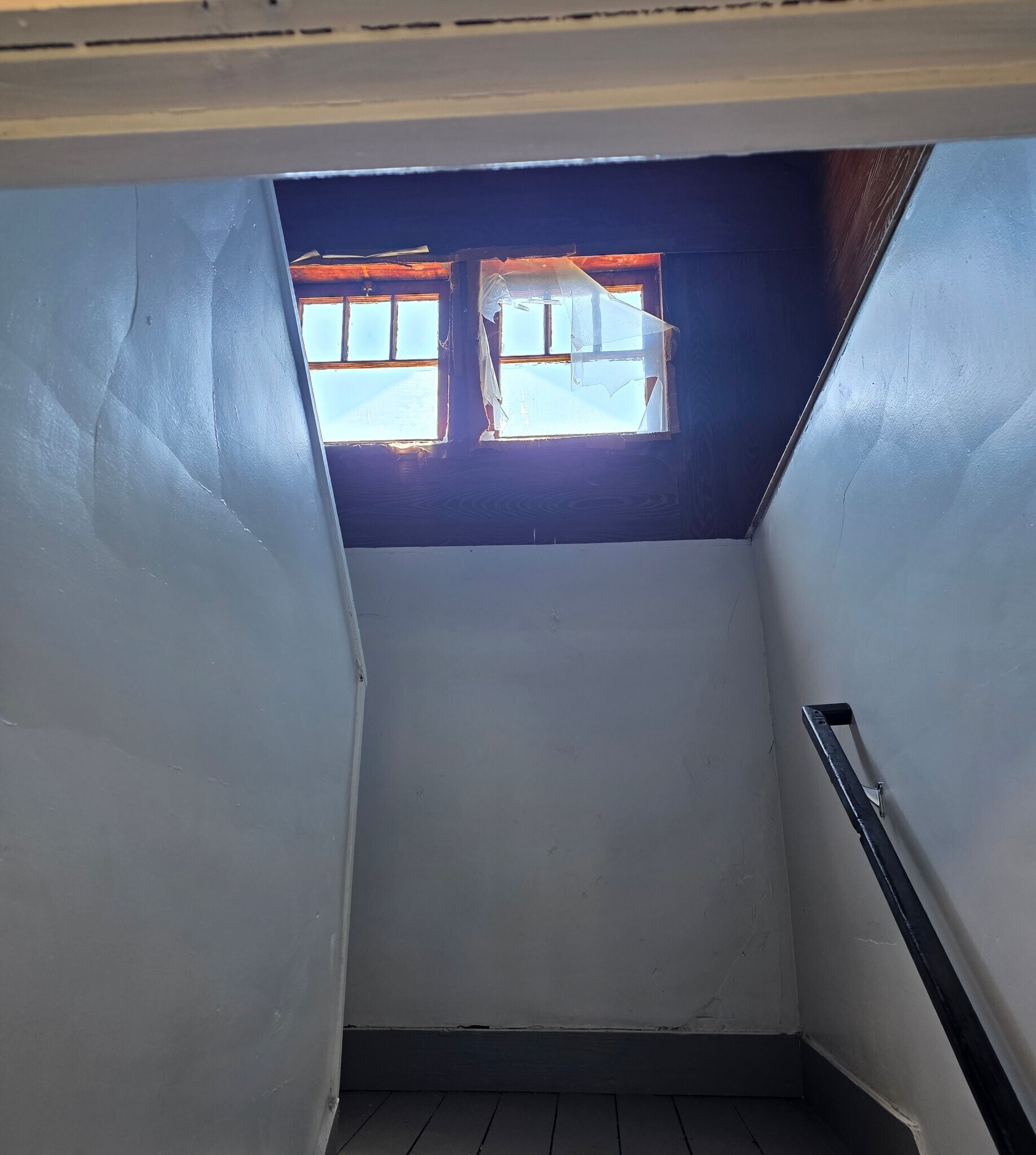 Building Photo - 485 Sawyer St