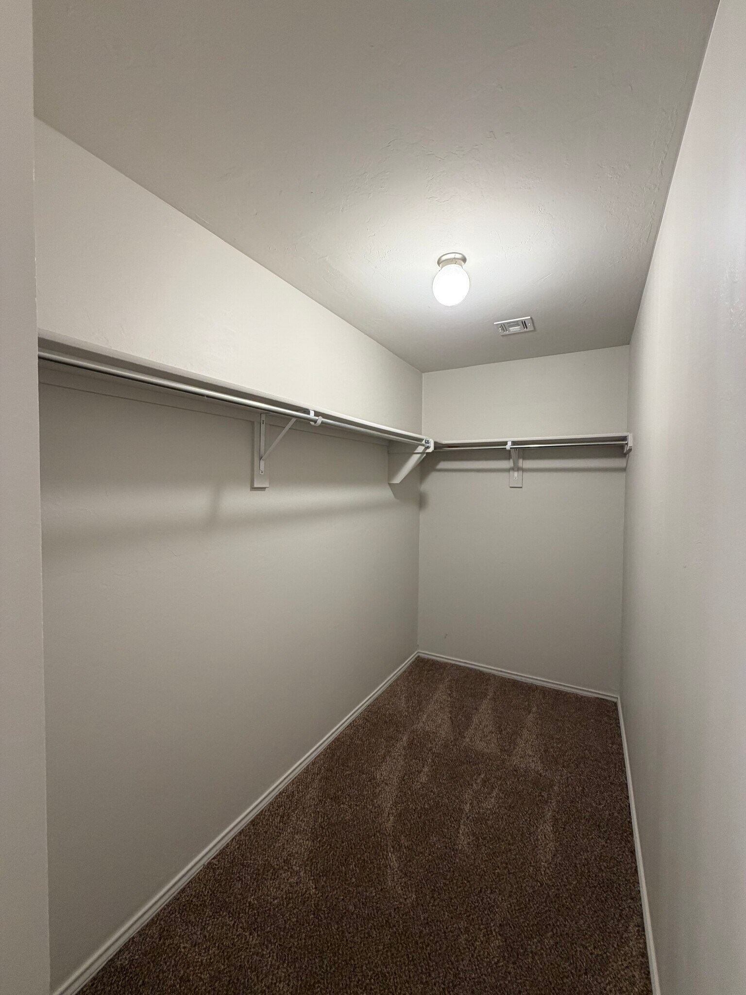 Building Photo - 10708 SW 23rd Pl