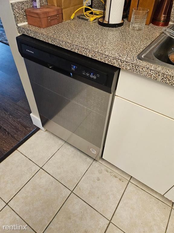 Building Photo - 5001 Wiles Rd