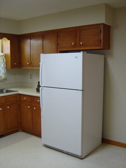 large refer with ice - 103 N Roosevelt St