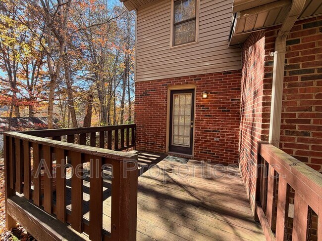 Building Photo - 1711 Herrin Dr