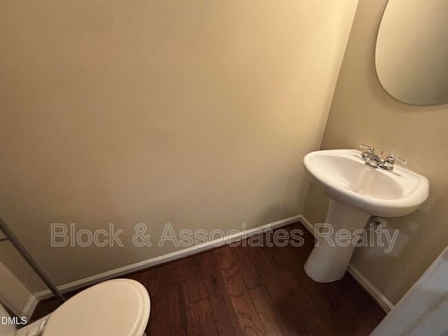 Building Photo - 4 White Spruce Ct