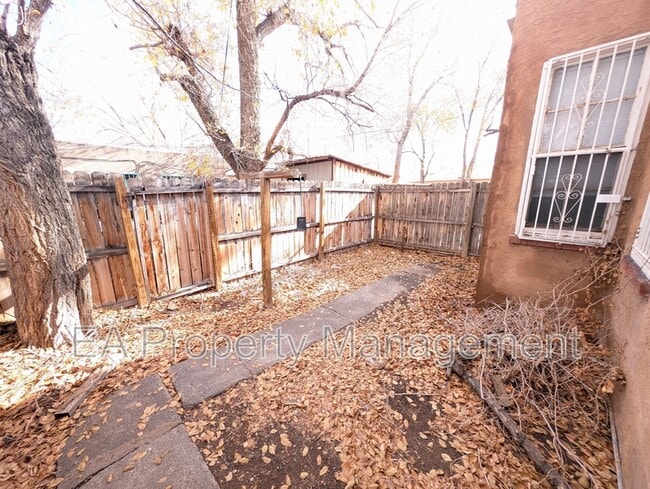 Building Photo - 808 13th St NW