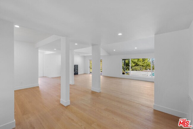 Building Photo - 4344 Gayle Dr