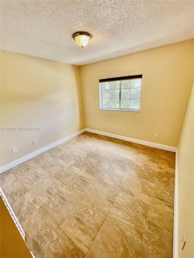 Building Photo - 3690 N 56th Ave