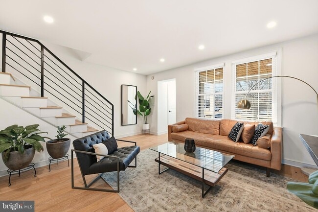 Building Photo - 5113 4th St NW